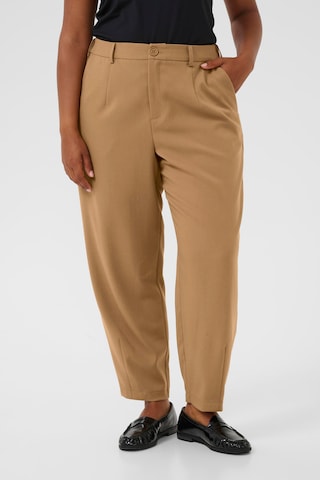 KAFFE CURVE Loosefit Bandplooibroek 'Merla' in Bruin: voorkant