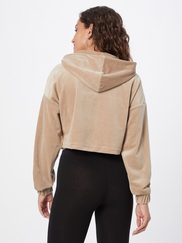 Sweat-shirt Urban Classics en beige