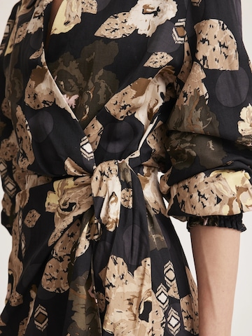 Robe Odd Molly en beige