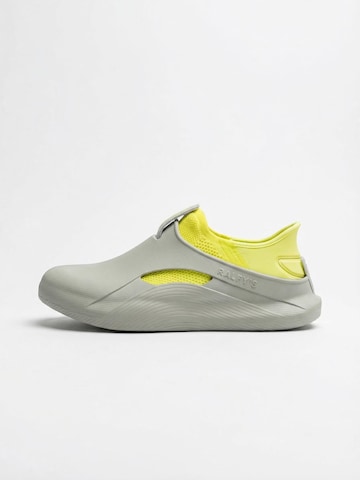 RALFY'S Classic Flats 'N1 Combo' in Yellow: front