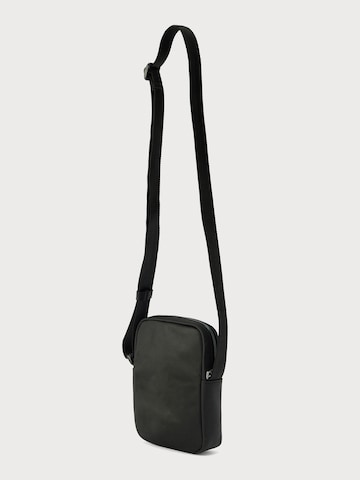 HUGO Crossbody bag 'Quantic' in Black