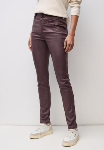 STREET ONE Slim fit Pants in Red: front