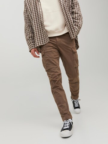 regular Pantaloni cargo 'Ace Tucker' di JACK & JONES in grigio