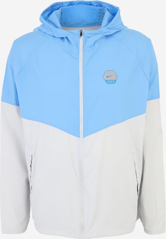 Nike Sportswear Jacke in Grau: Vorderseite