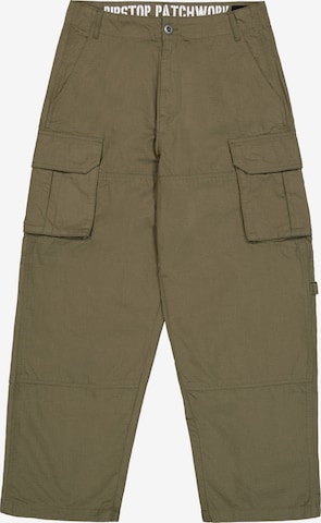 ALPHA INDUSTRIES Свободный крой Брюки-карго в Зеленый: спереди