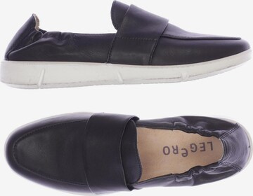 Legero Flats & Loafers in 37 in Black: front