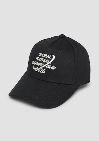s.Oliver Cap in Black: front
