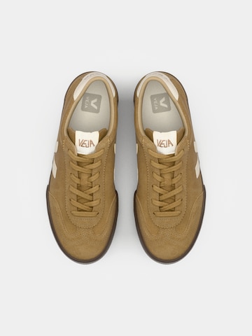 Veja Låg sneaker 'Volley' i brun