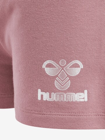 Hummel Regular Shorts in Pink