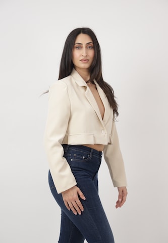 Elara Blazer in Beige