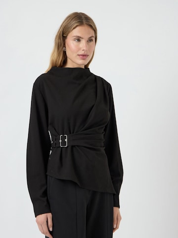 YAS - Camiseta en negro: frente