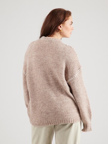 Pullover 'CARZOLINA' di ONLY Carmakoma in grigio