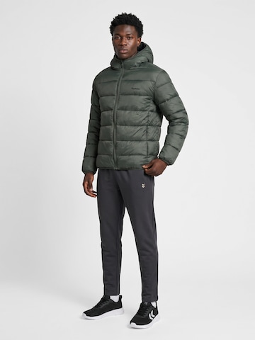 Hummel Jacke in Grau