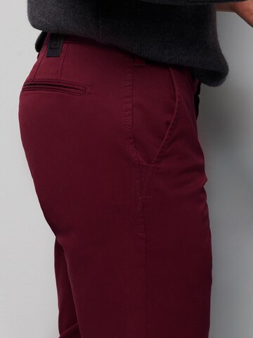 MEYER Regular Chino trousers in Red