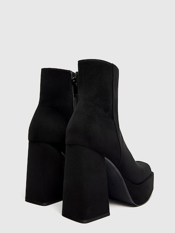 Pull&Bear Ankle boots in Black