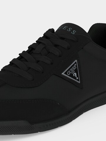 GUESS - Zapatillas deportivas bajas 'DASPER' en negro