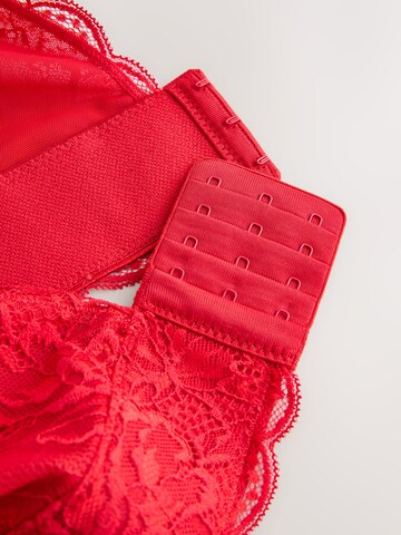 Next Triangel BH in Rood