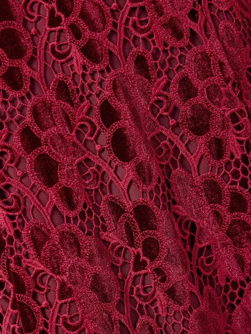 Abito di love & roses in rosso