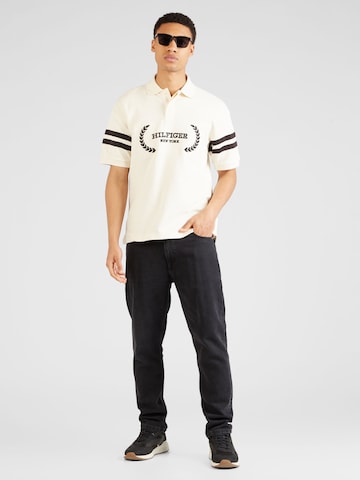 TOMMY HILFIGER Poloshirt in Beige