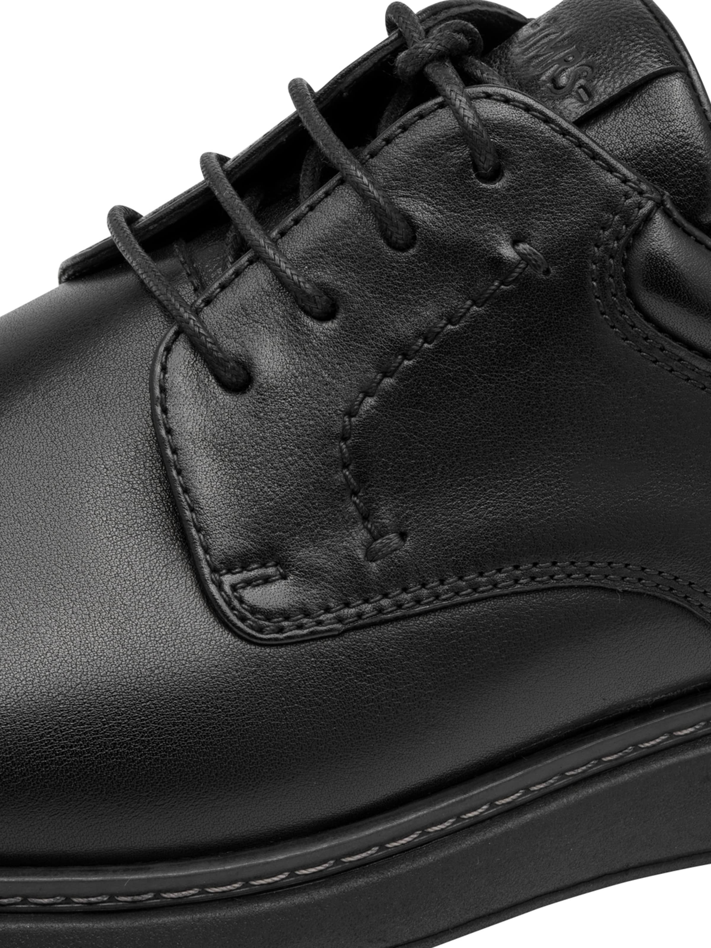 Chaussure de sport à lacets Tamaris en noir