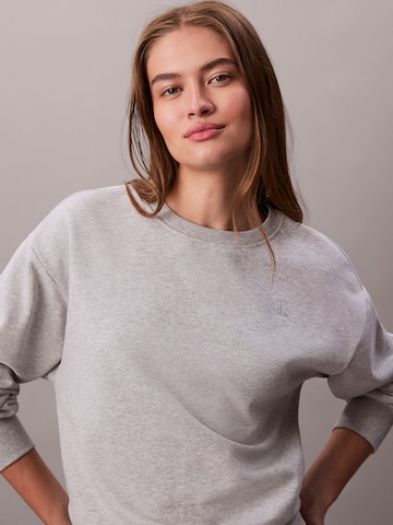 Calvin Klein Jeans Sweatshirt in Grijs