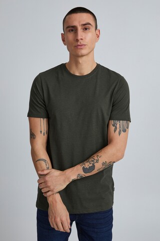 !Solid Regular Fit T-Shirt 'Rock Organic' in Grün: predná strana