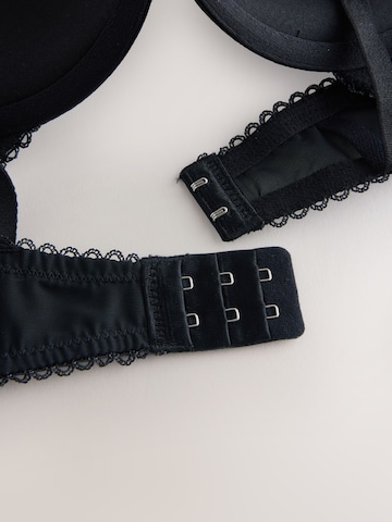 Next Push-up Podprsenka – černá