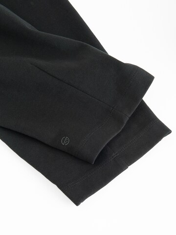 Cool Club Regular Trousers in Black