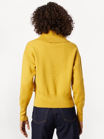 QS Sweter w kolorze żółty