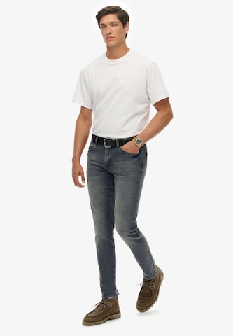 Coupe slim Jean Superdry en gris
