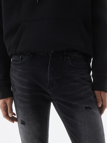 Pull&Bear Slimfit Jeans i svart