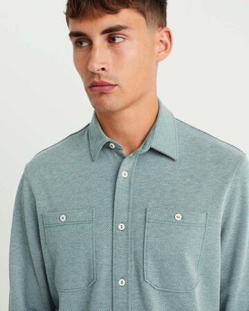 WE Fashion Regular fit Button Up Shirt in Green