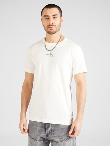 T-Shirt Calvin Klein Jeans en blanc : devant