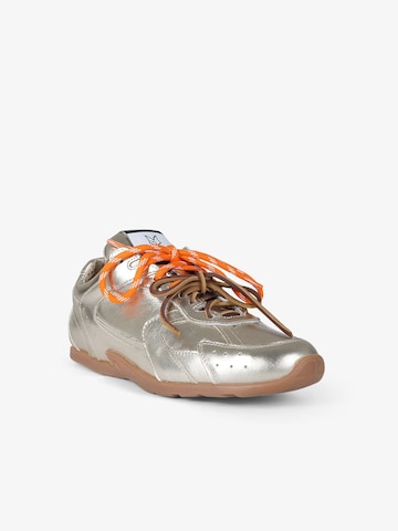 GISEL MOIRE Sneakers laag 'G88' in Zilver