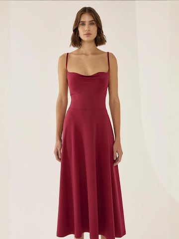 Hiccup - Vestido em vermelho