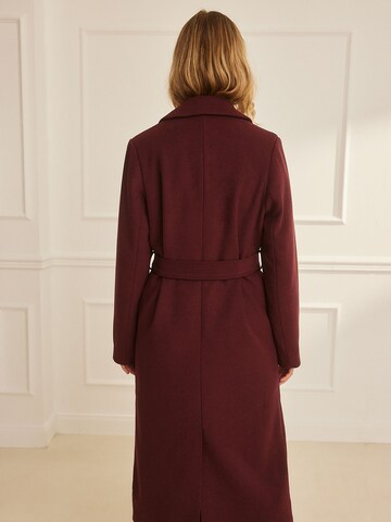 Guido Maria Kretschmer Women Between-Seasons Coat 'Camilla' in Red: back