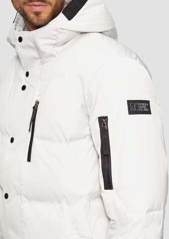 Veste d’hiver s.Oliver en blanc