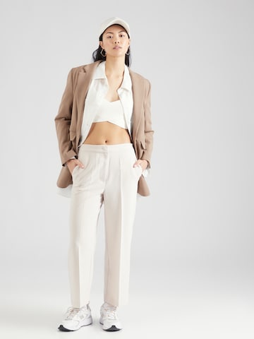 NÜMPH Regular Trousers with creases 'RONJA' in Beige
