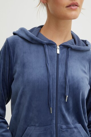 Oxmo Loungewear 'Oxmitta' in Blue