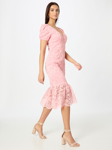 Chi Chi London Kleid 'Crochet' in Pink