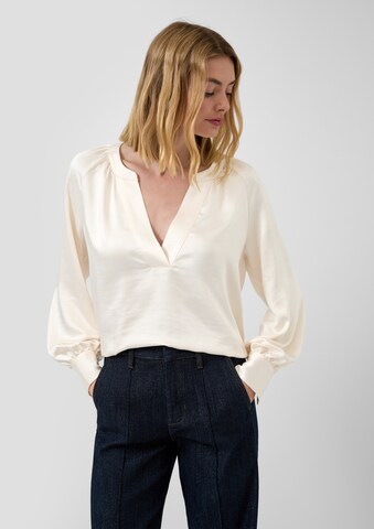 s.Oliver Blouse in Beige