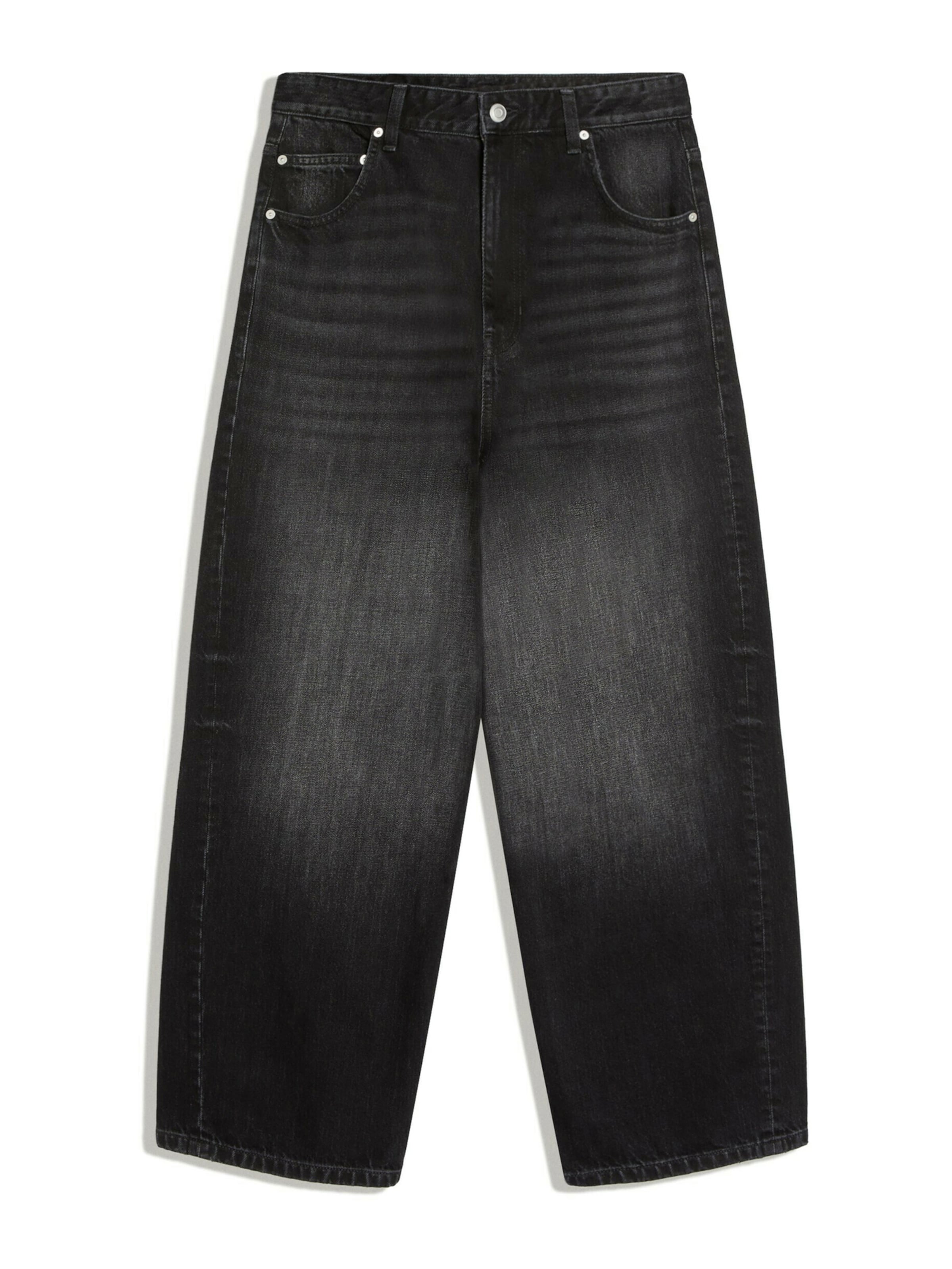 Barrel Jeans de la Bershka pe negru: față
