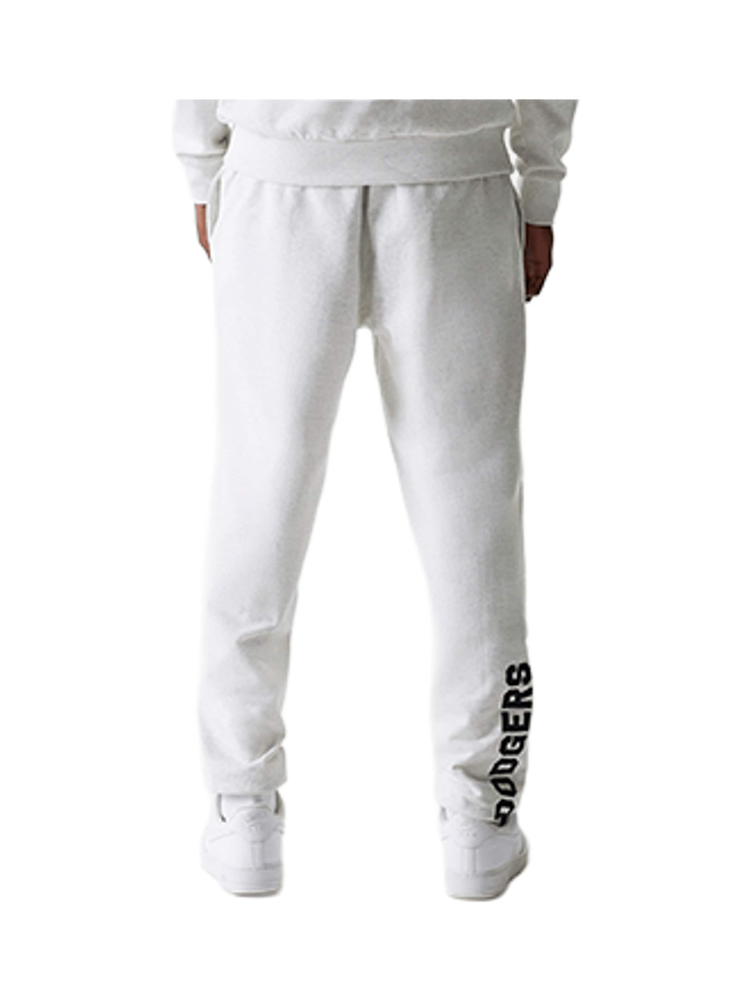 NEW ERA Regular Hose in Grau