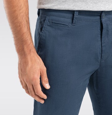 MAC Slimfit Chinohose in Blau