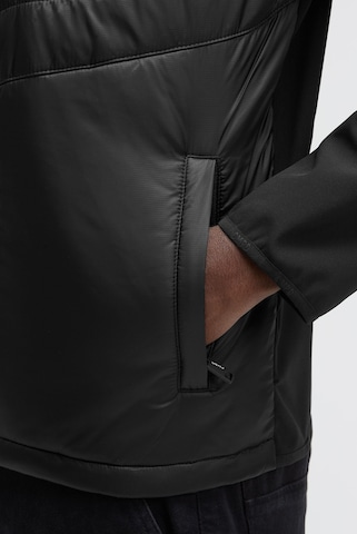 Giacca per outdoor 'Keep Focused' di CAMP DAVID in nero