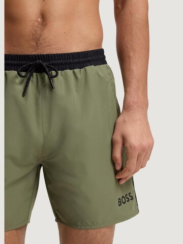 Pantaloncini da bagno 'Starfish 10259586 01 50514429' di BOSS in verde