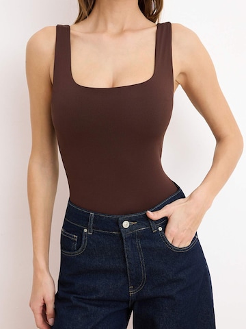 Trendyol T-shirtbody i brun