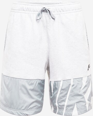 Nike Sportswear Широка кройка Панталон в бяло: отпред