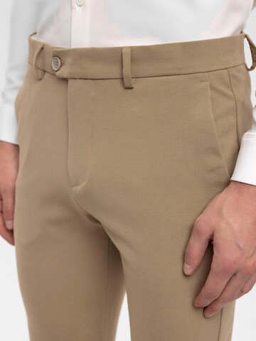 Antioch Slim fit Trousers in Beige