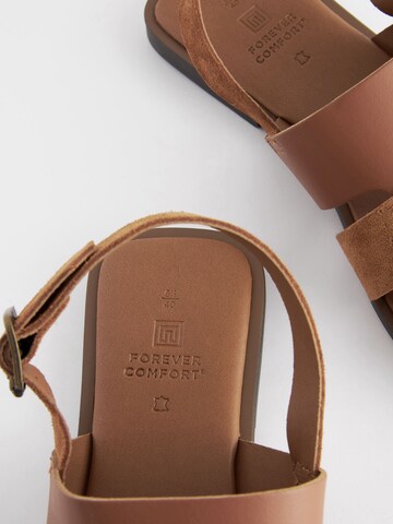 Next Sandale 'Forever Comfort' in Braun